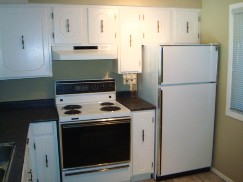 kitchen-area-60-50-lakeshore-road.jpg