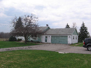 Beautiful Bungalow with 100 Acres Located at 1197 Ridgemount Road!